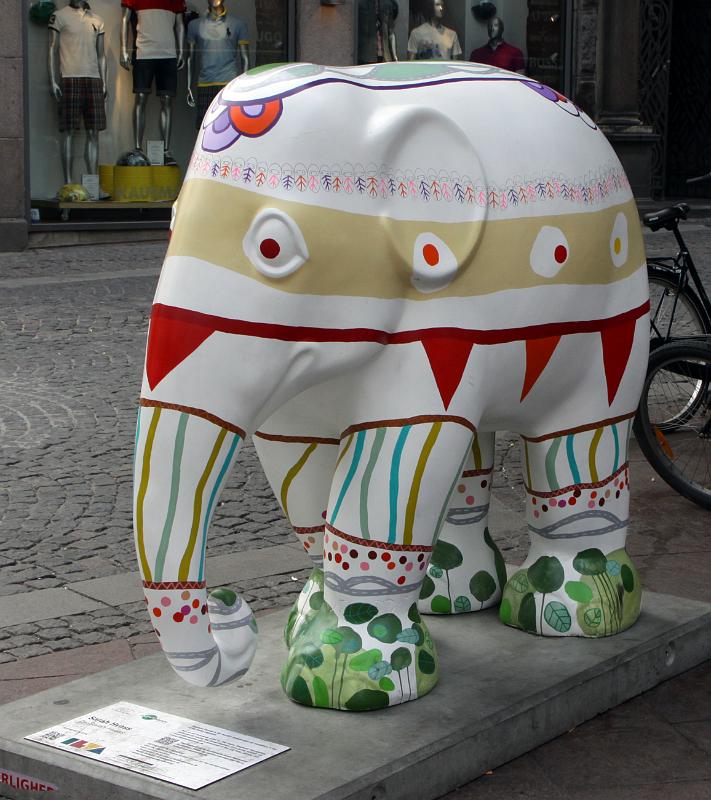 Elephant-IMG_9999-2.jpg