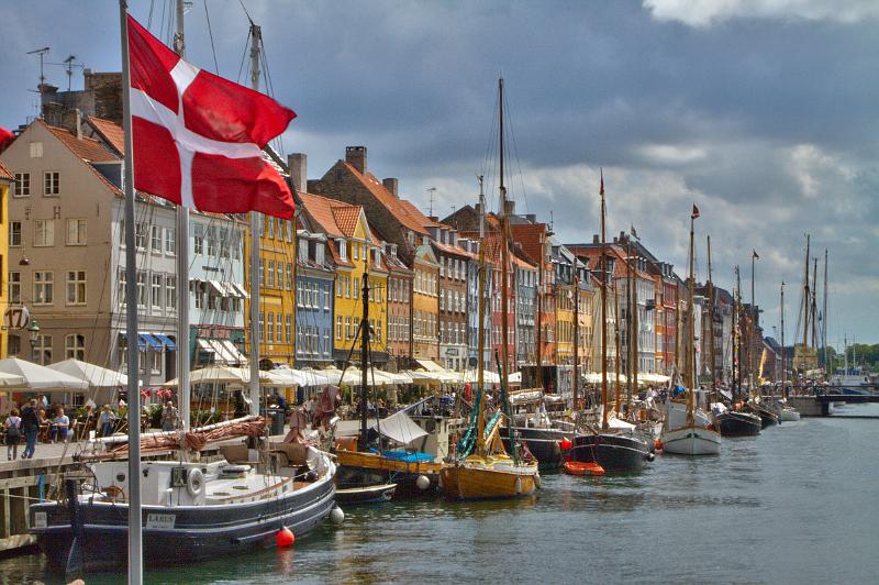 IMG_0055-Nyhavn-HDR.jpg